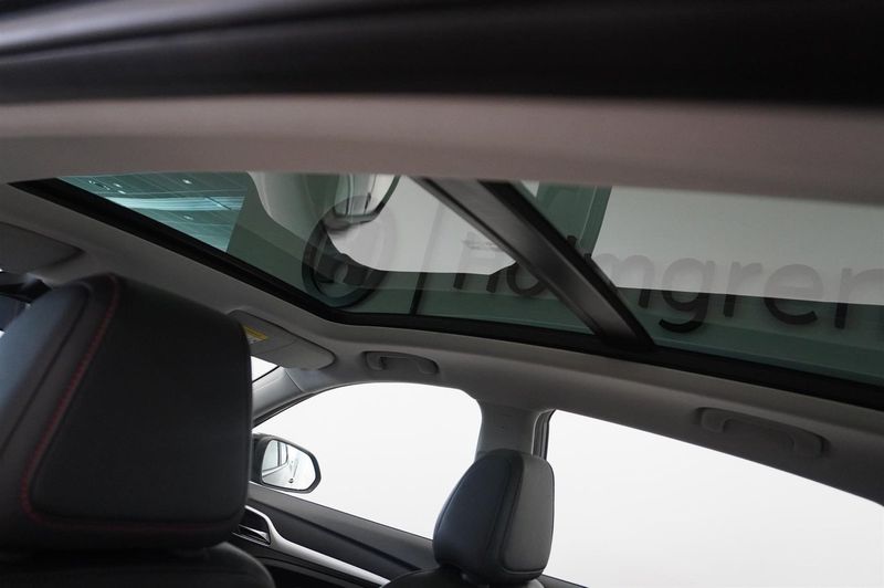 MG ZS EV bild 8