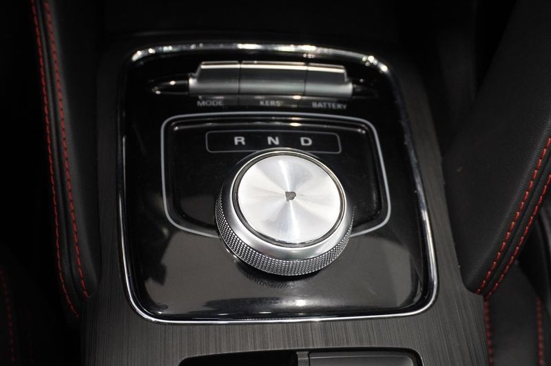 MG ZS EV bild 13