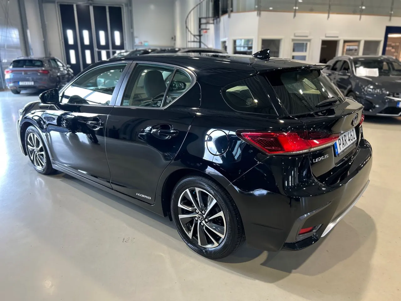 Vehicle image 3