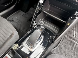 Peugeot e-208 bild 11