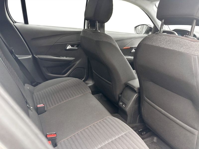 Peugeot e-208 bild 13