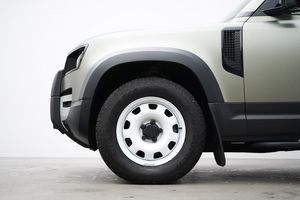 Land Rover Defender bild 2
