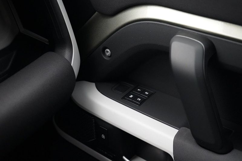 Land Rover Defender bild 18