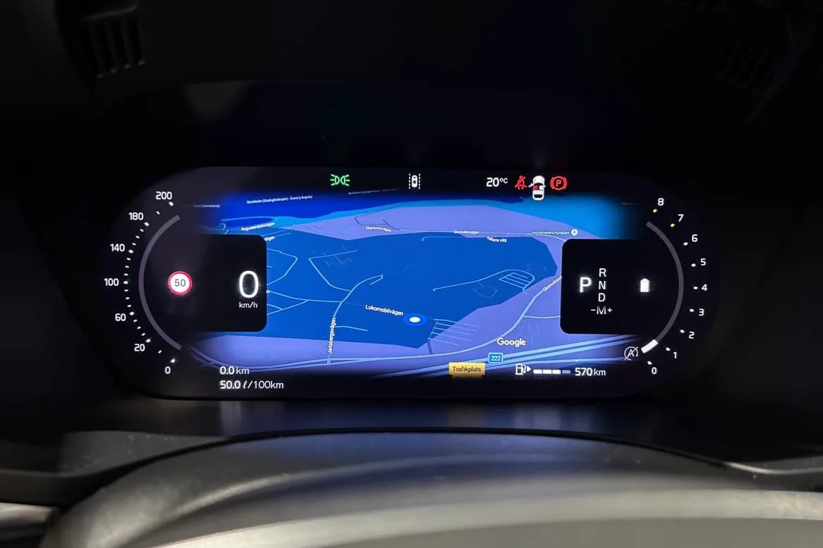 Vehicle image 15
