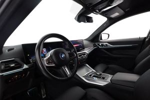 BMW i4 bild 11