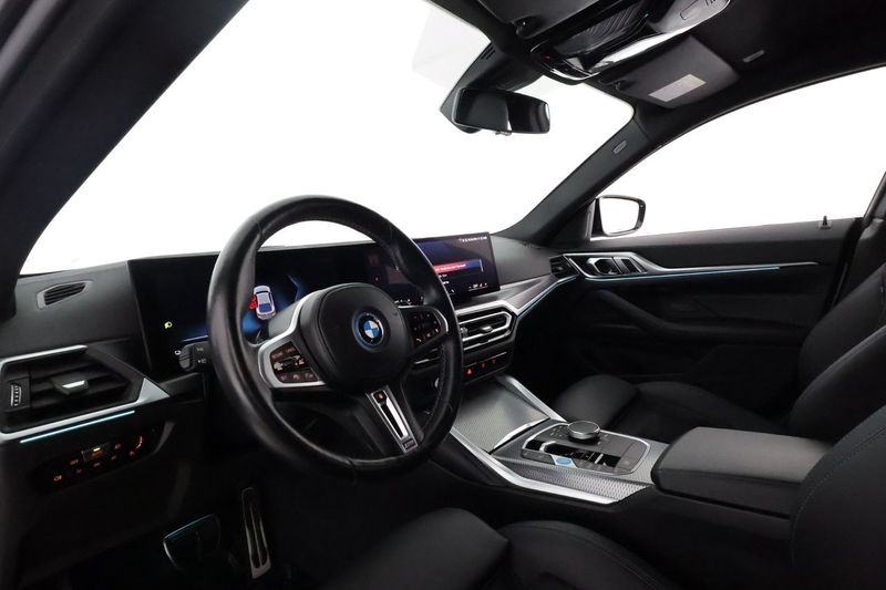 BMW i4 bild 11