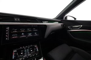Audi Q8 e-tron bild 22