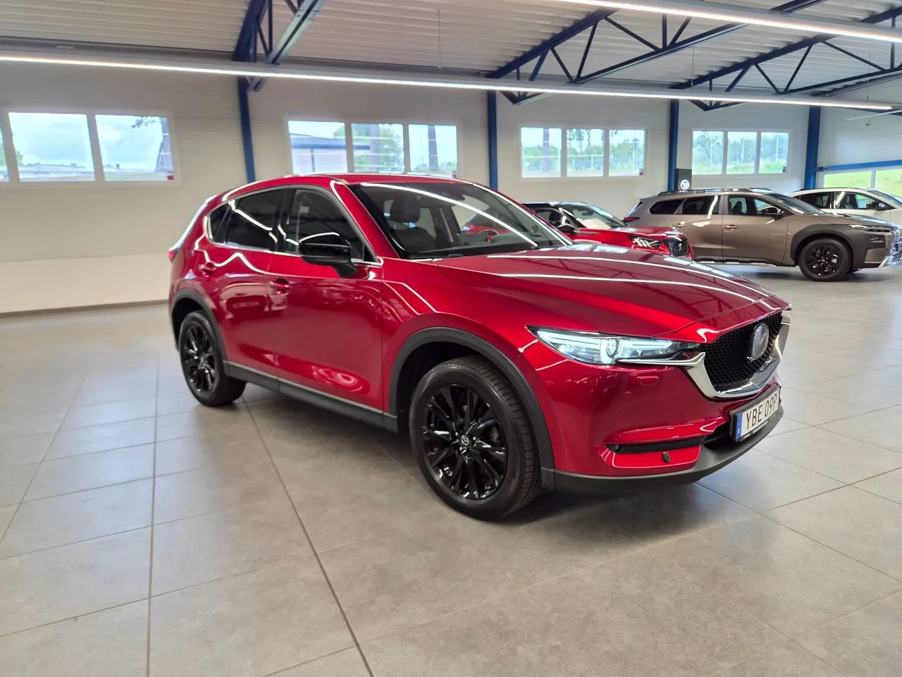 Vehicle image 5