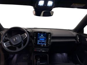 Volvo EX40 bild 8