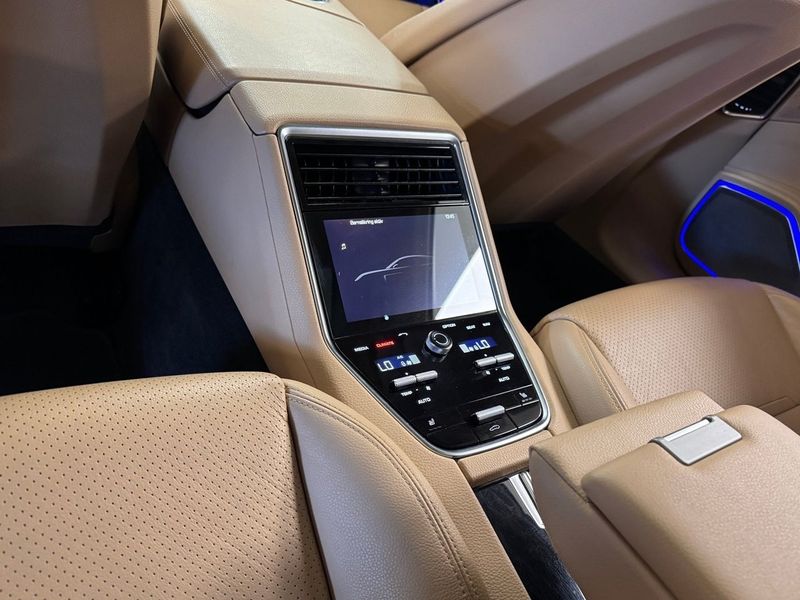 Porsche Panamera bild 13