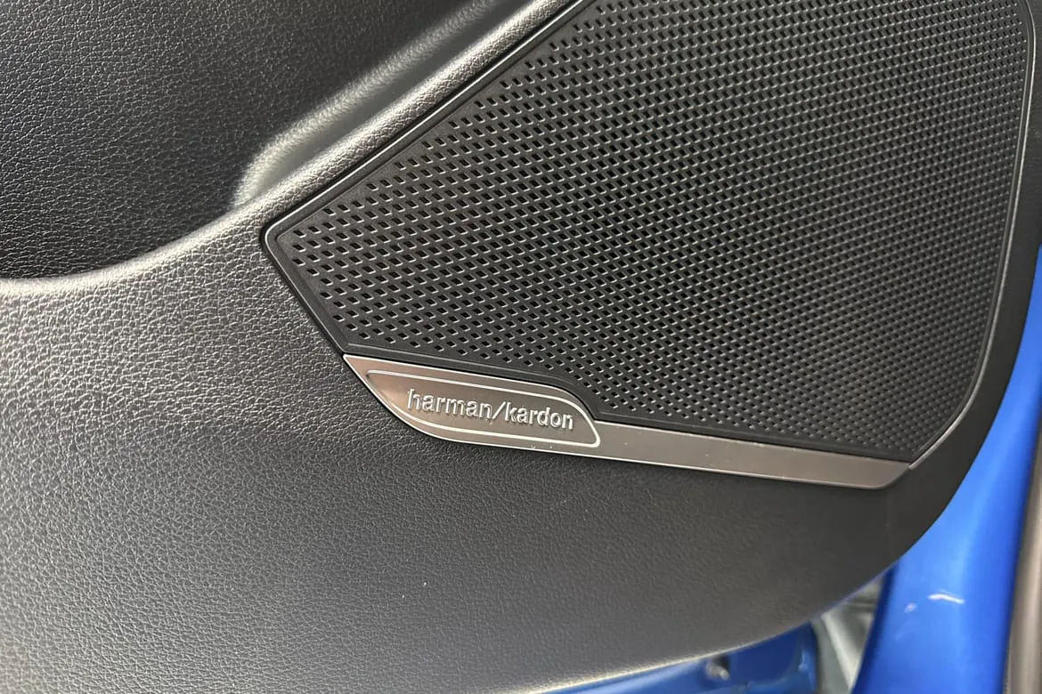 Vehicle image 24