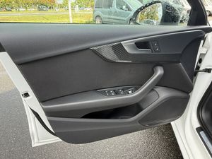 Audi A4 bild 12