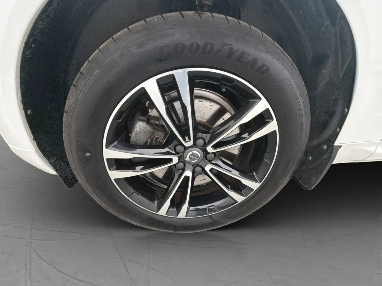 Vehicle image 36