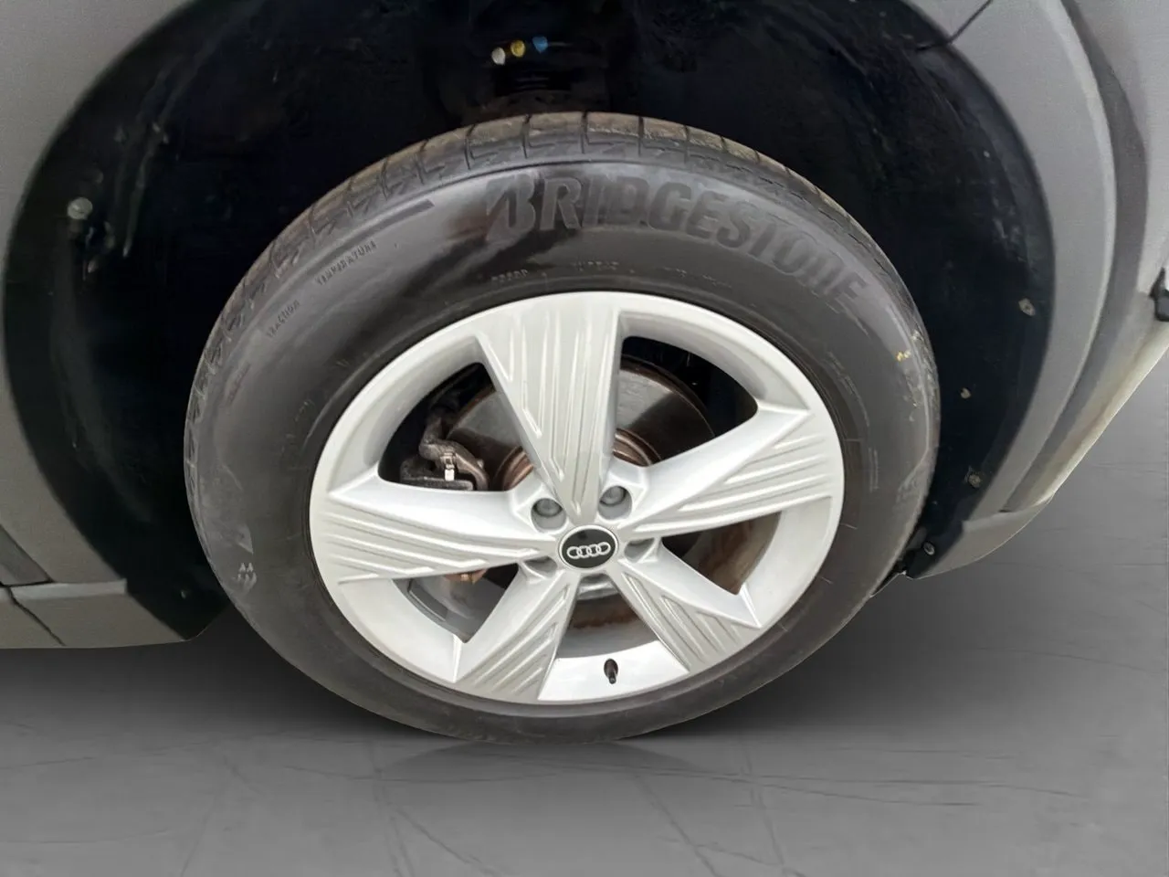 Vehicle image 31