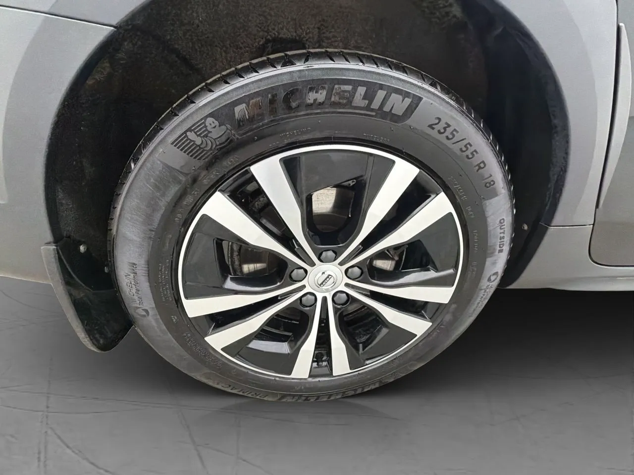 Vehicle image 36