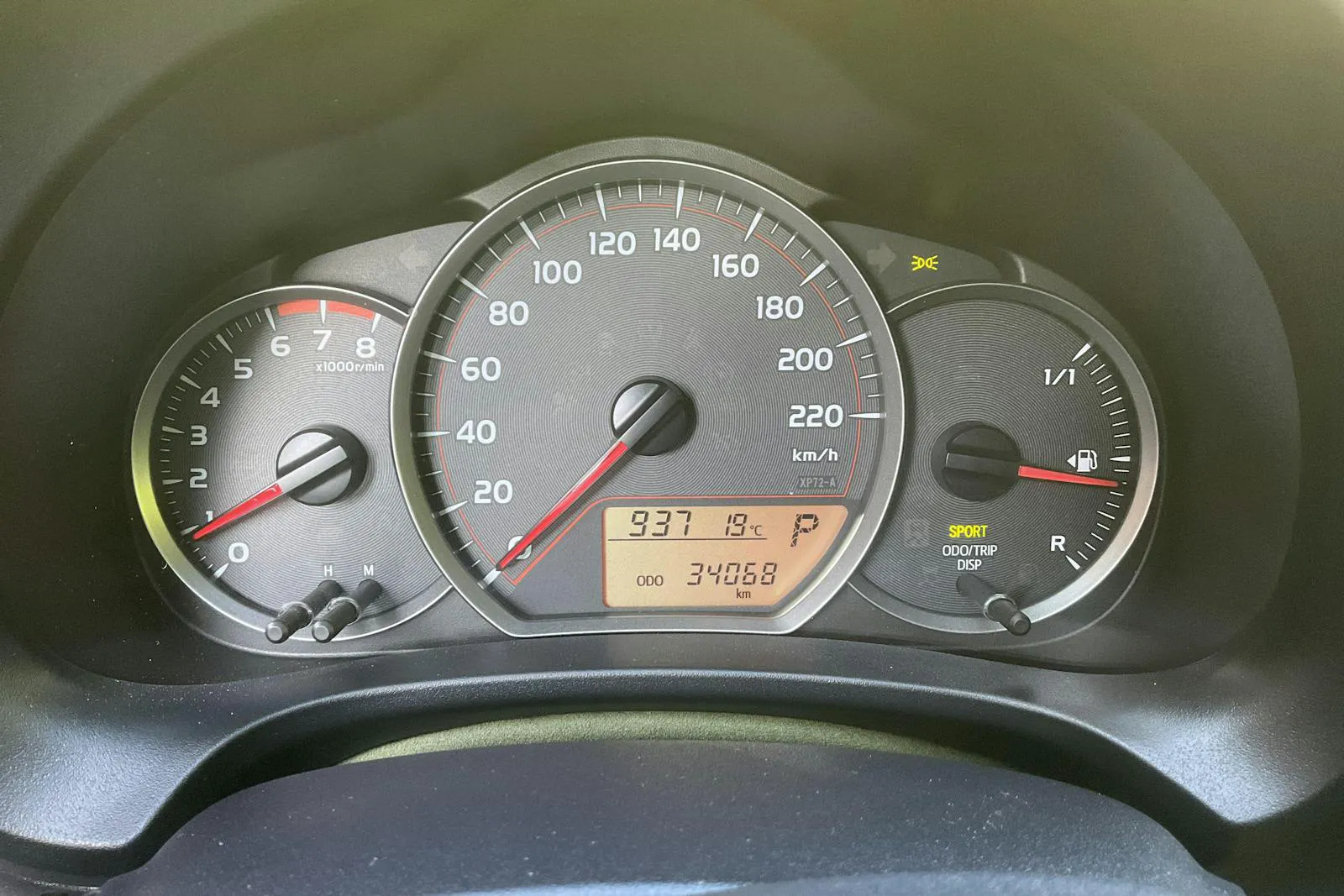 Vehicle image 9