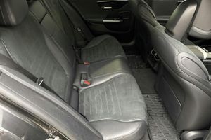 Mercedes C300 bild 8