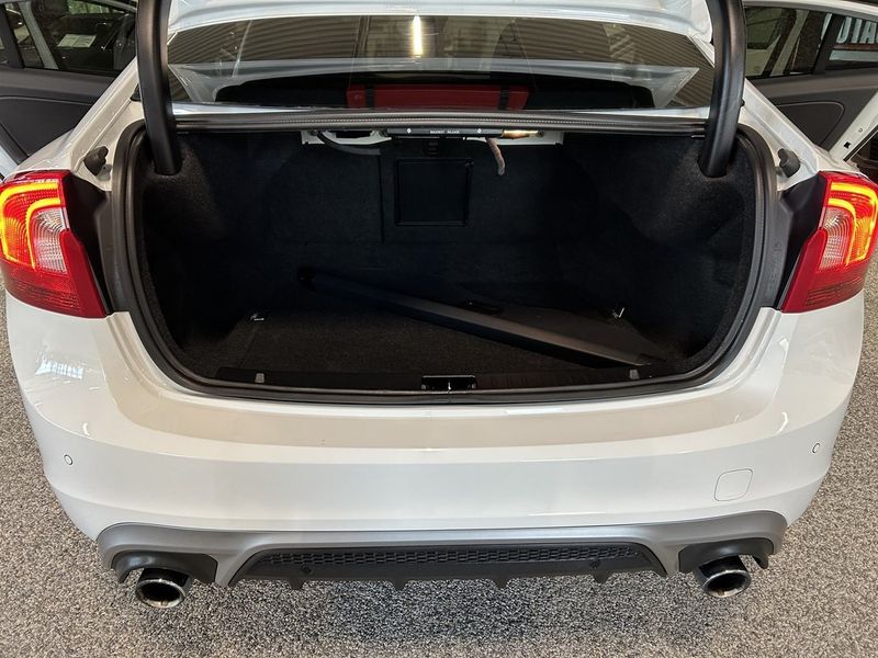 Volvo S60 bild 15