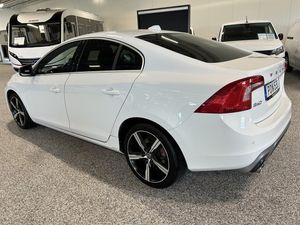 Volvo S60 bild 2