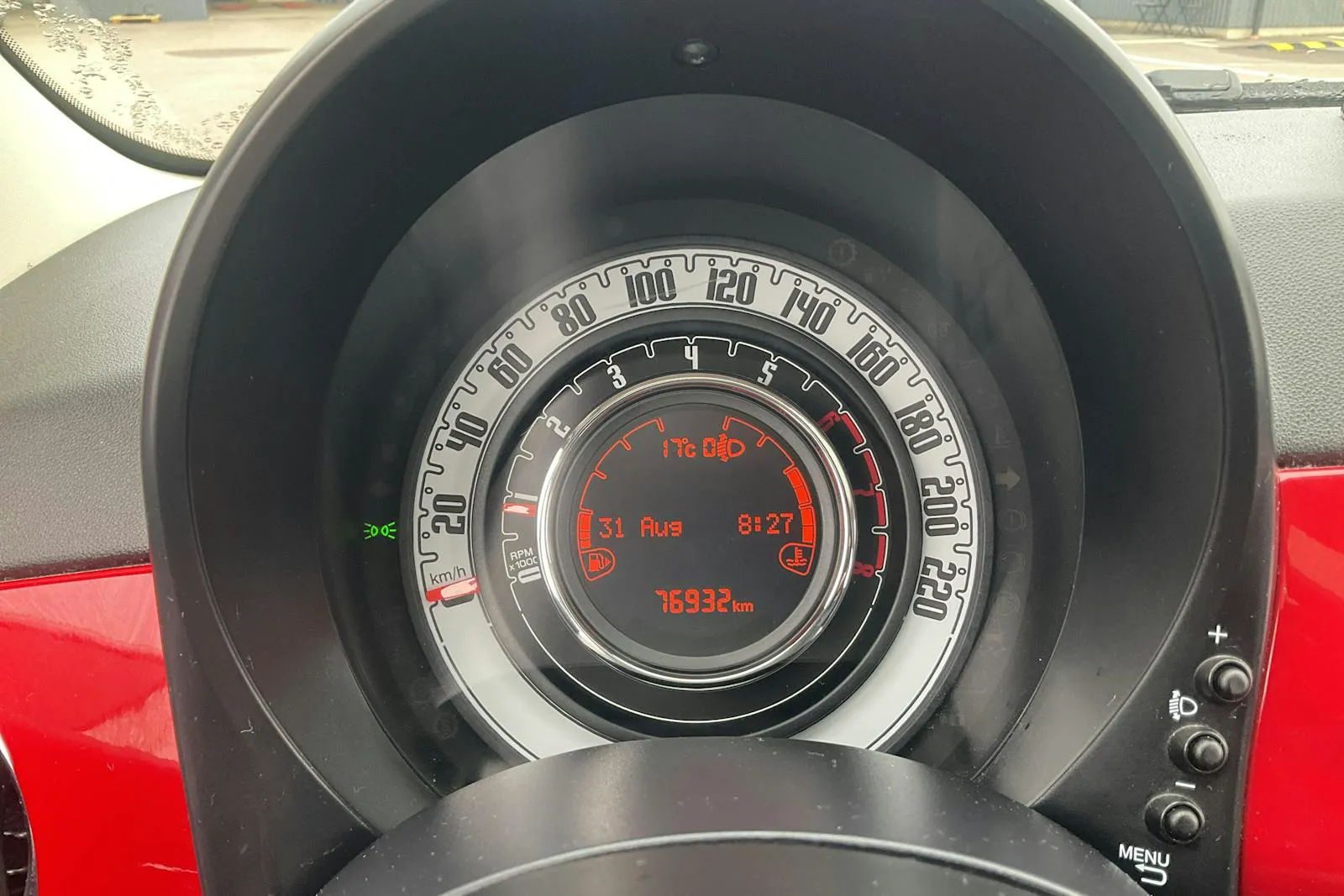 Vehicle image 9
