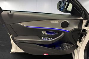 Mercedes E220 bild 13