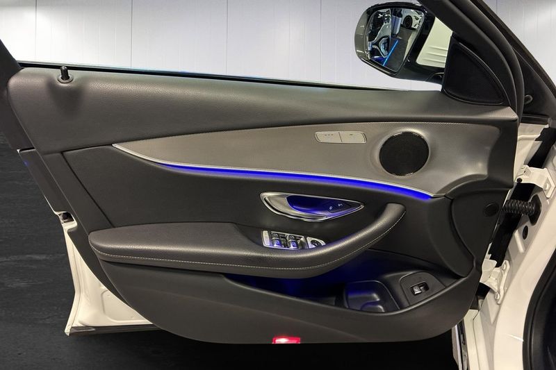 Mercedes E220 bild 13