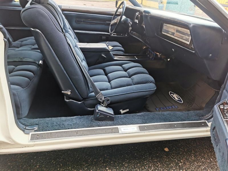 Lincoln Continental bild 11