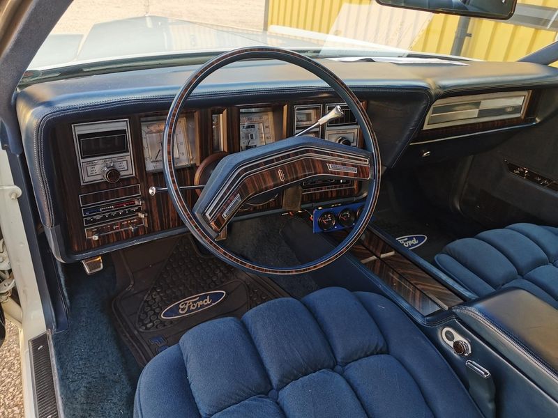 Lincoln Continental bild 12