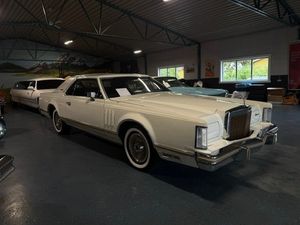 Lincoln Continental bild 24