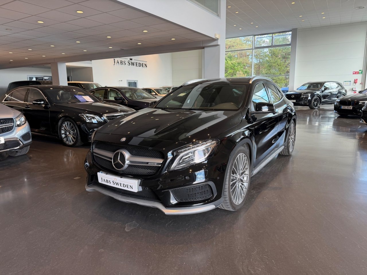 Mercedes GLA250+