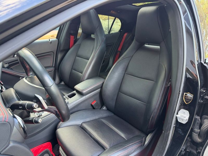 Mercedes GLA250+ bild 6