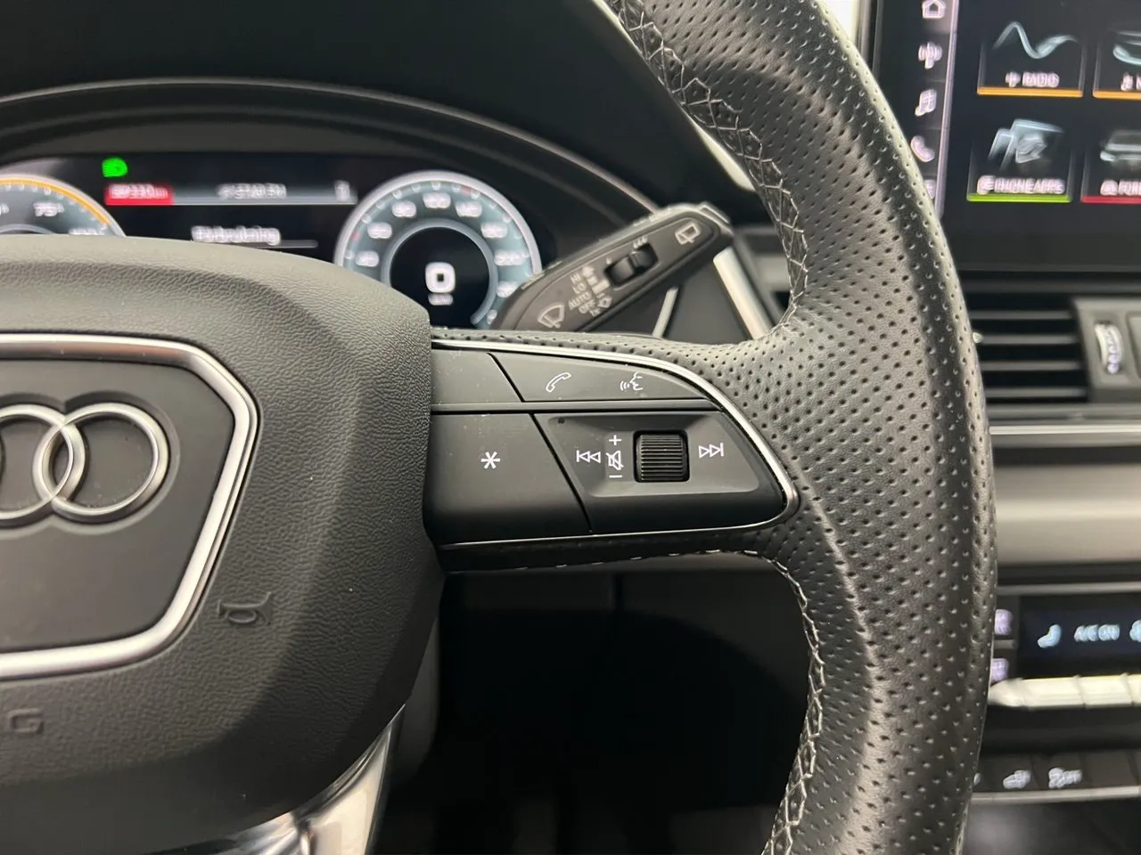 Vehicle image 29