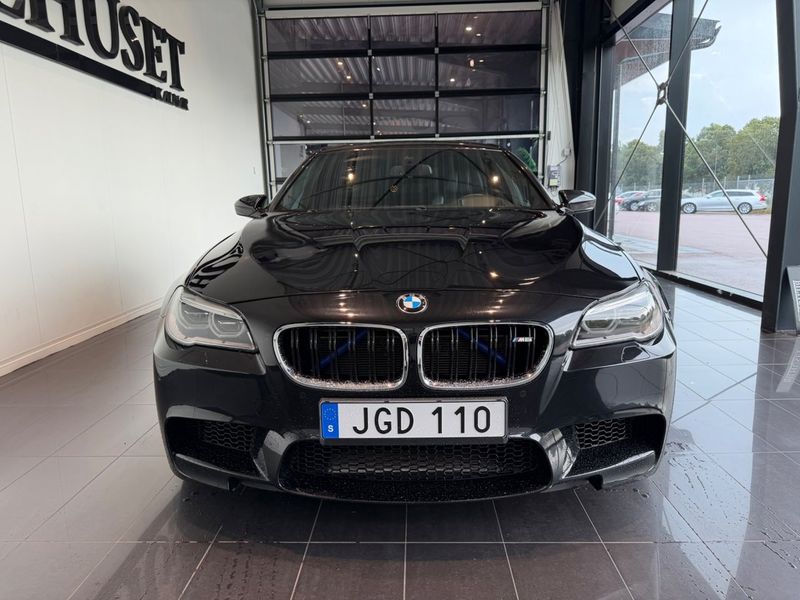 BMW M5 bild 2