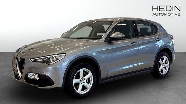 Alfa Romeo Stelvio Super GME 2.0 200HK AT8 AWD - 2017