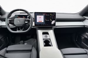 Polestar 4 bild 13