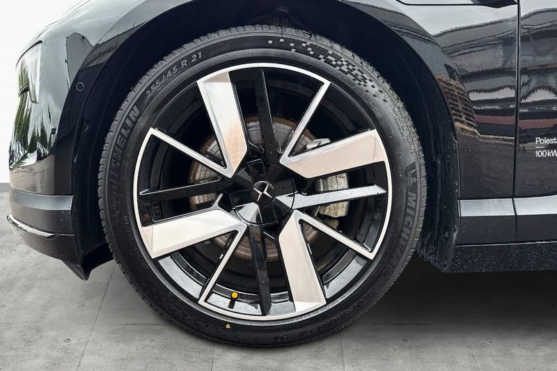 Polestar 4 bild 7