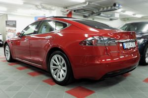 Tesla Model S bild 6