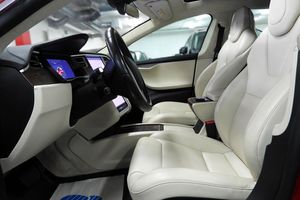 Tesla Model S bild 13