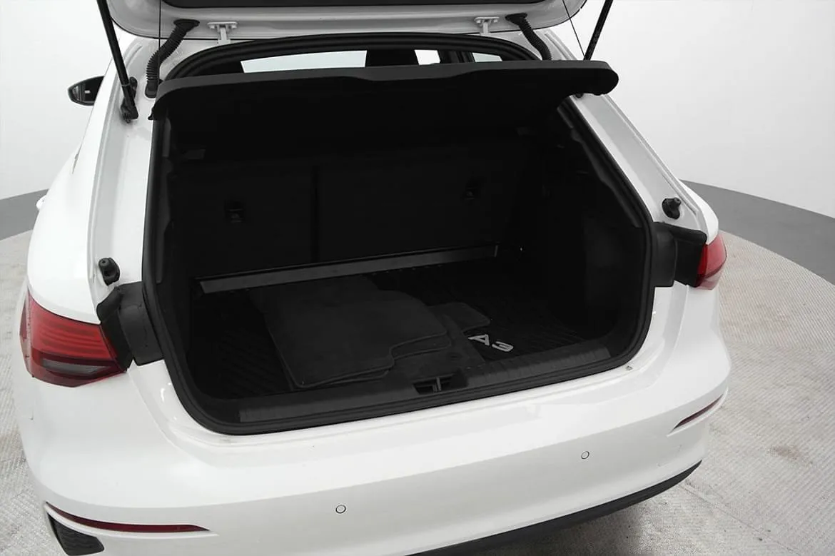 Vehicle image 21