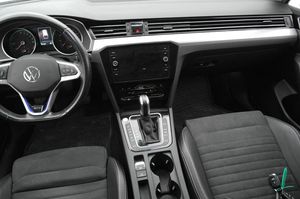 Volkswagen Passat bild 9