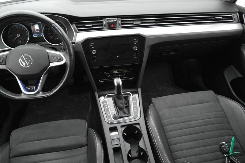 Volkswagen Passat bild 9