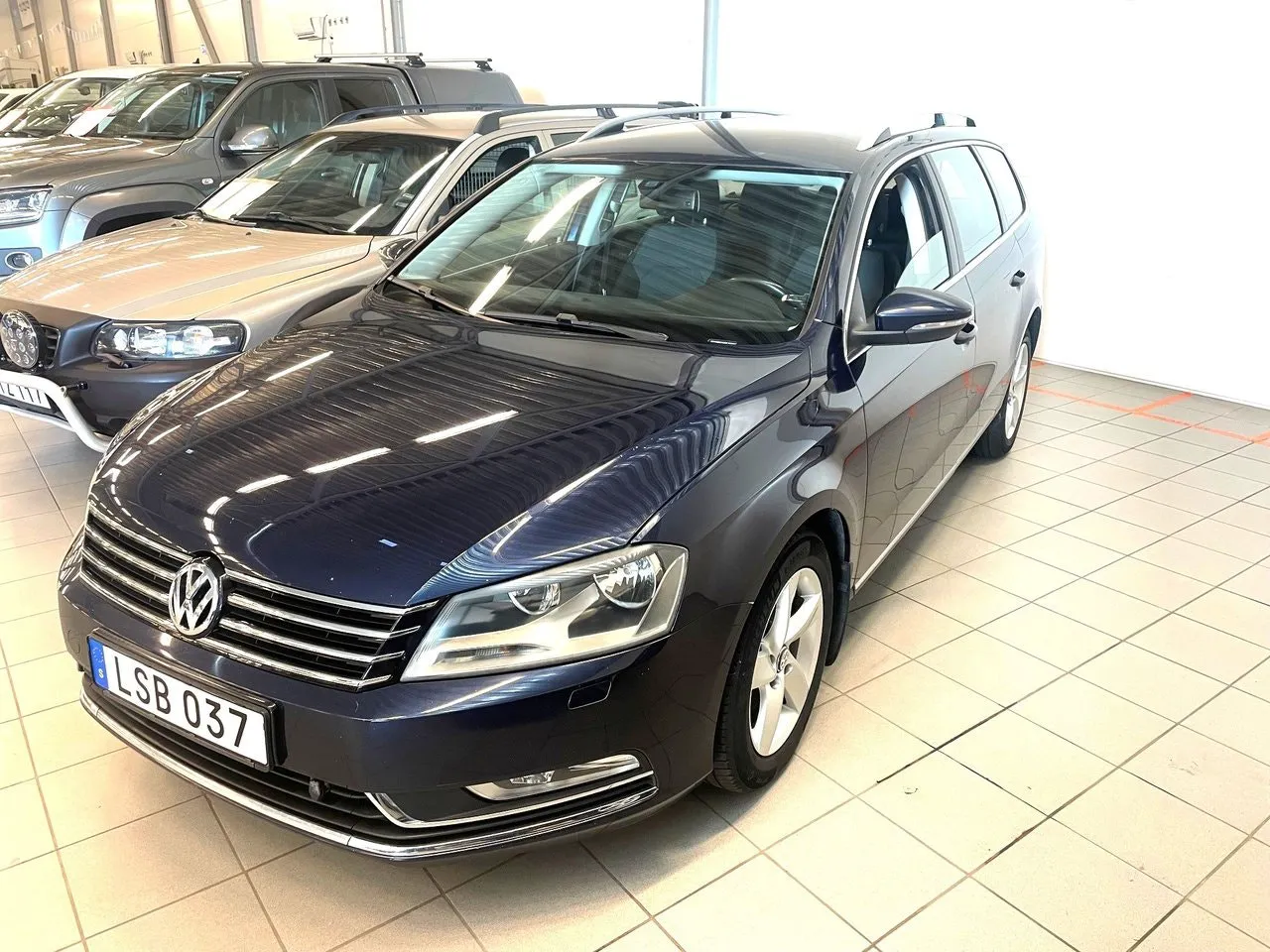 Vehicle image 1