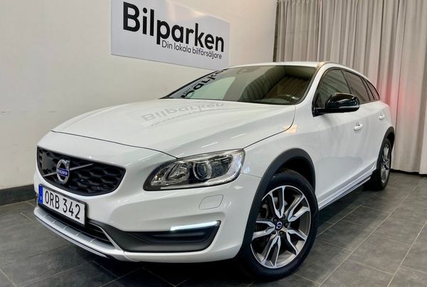 Volvo V60 Cross Country D4 AWD Geartronic Momentum Business Edition 190Hk - 2016