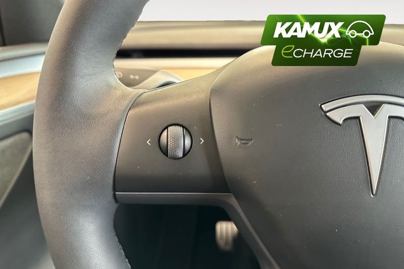 Tesla Model Y bild 25