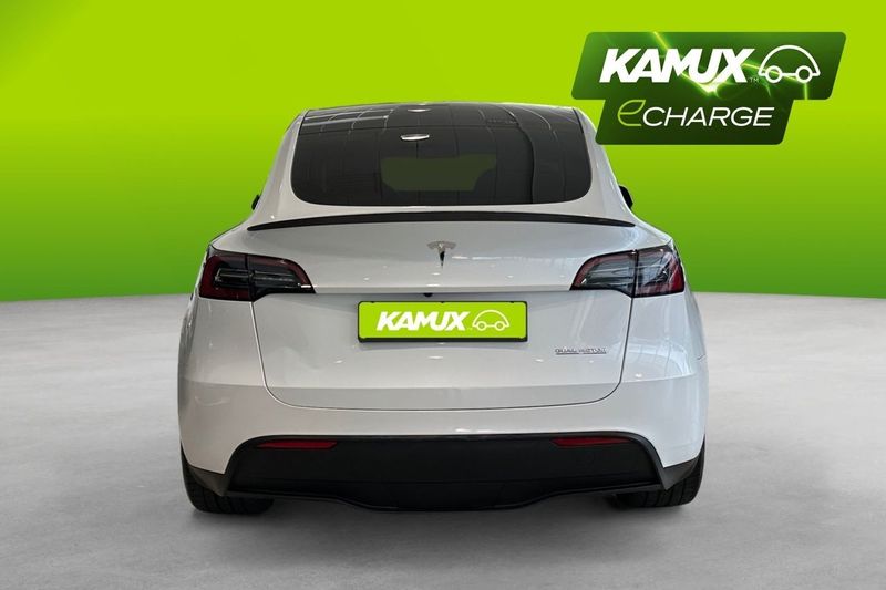 Tesla Model Y bild 5