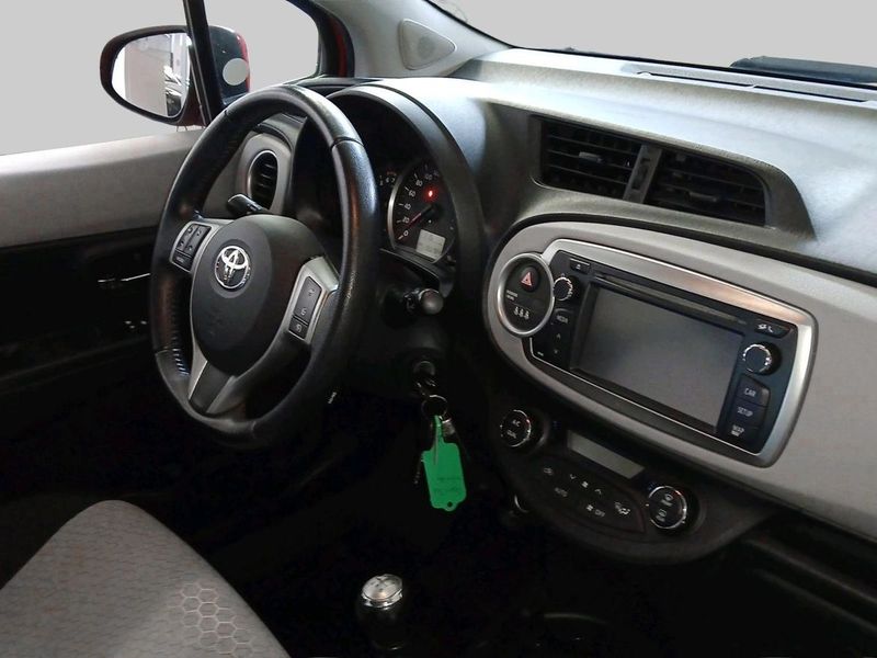 Toyota Yaris bild 10