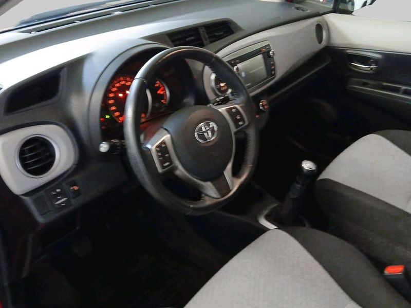Toyota Yaris bild 14