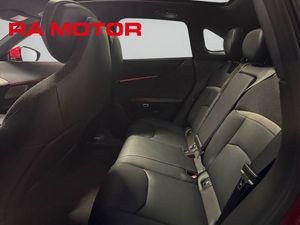 Mazda CX-6e bild 10