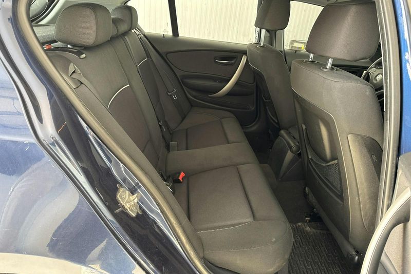BMW 116 bild 8