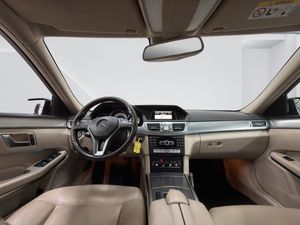 Mercedes E220 bild 11